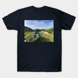 Hidden paradise lake lagoon sand beach T-Shirt